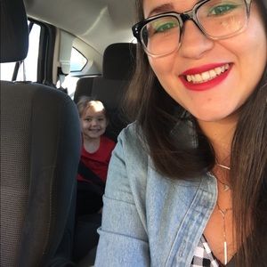 Meet your Posher, Rachel